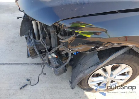 2016 Nissan Rogue Sv z USA, uszkodzony, nr VIN KNMAT2MT3GP737450